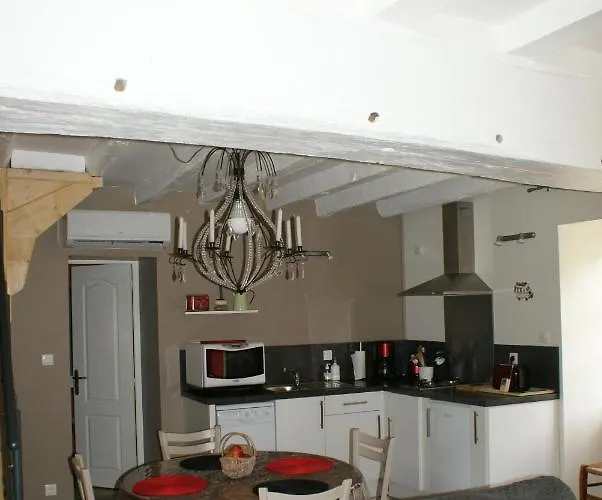 La Chaine Saint-Jean-du-Bois